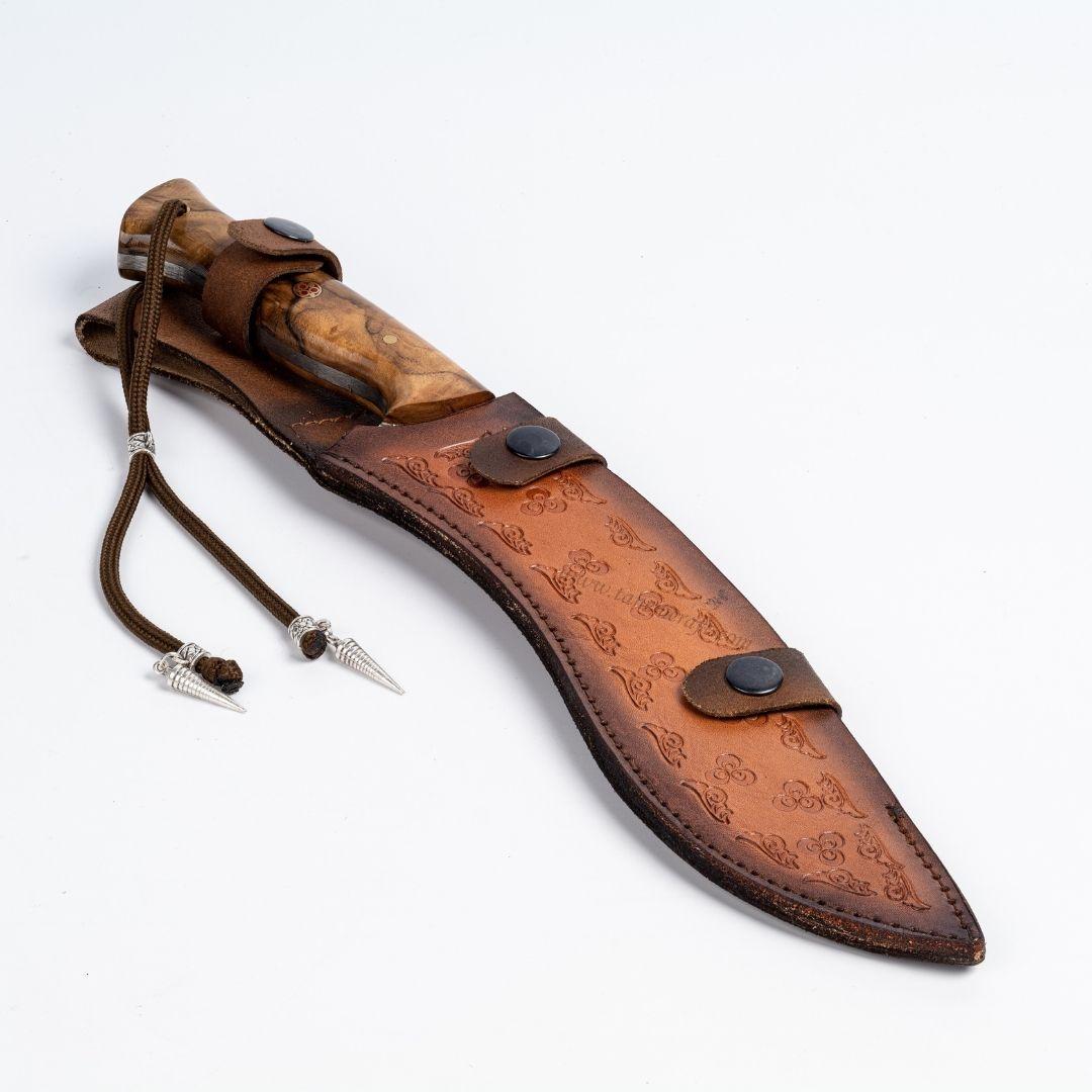 Dövme Çelik Kukri Zeytin Saplı 34 CM
