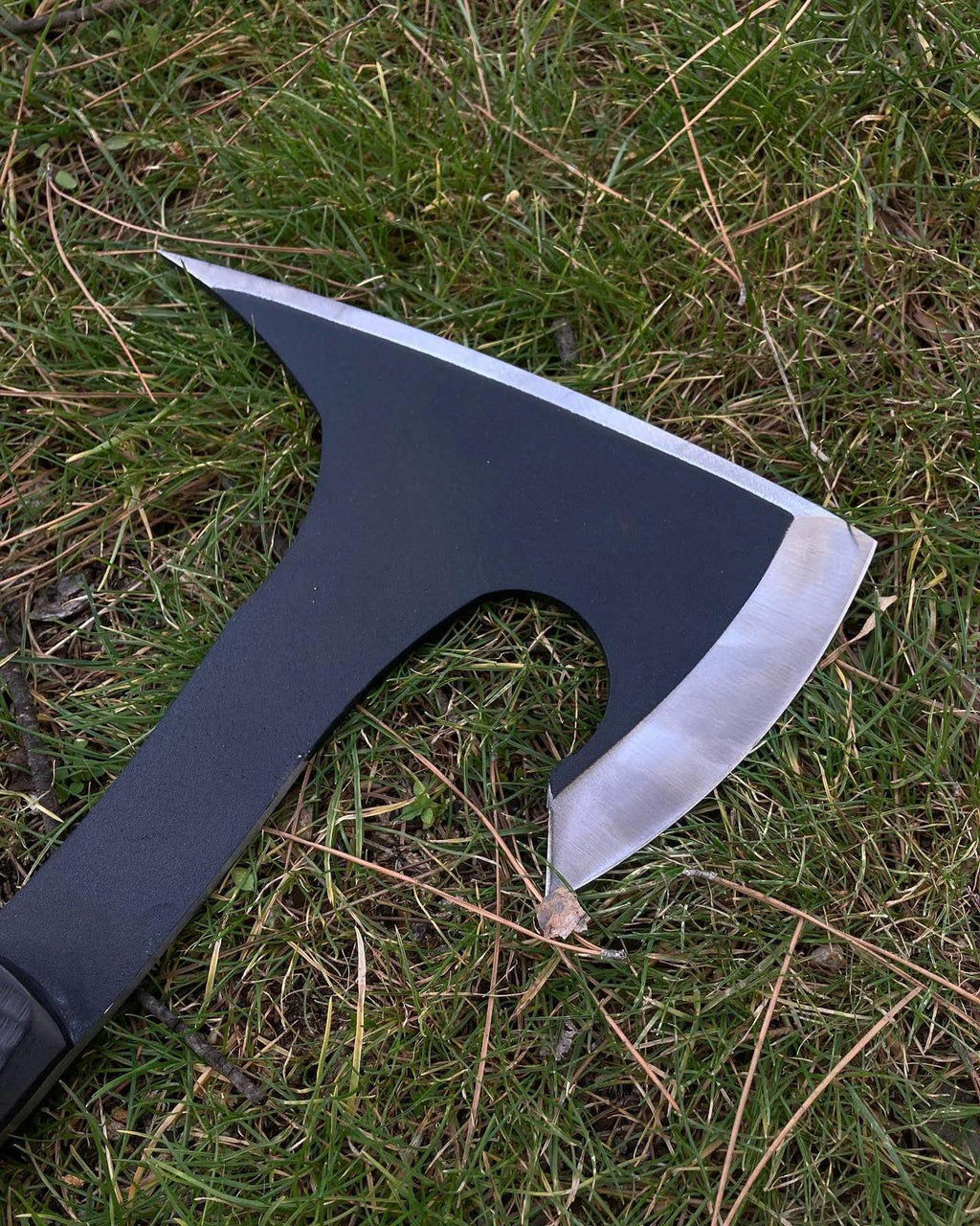 Kamp Baltasi Karbon Çelik Ceviz Sap 32 CM