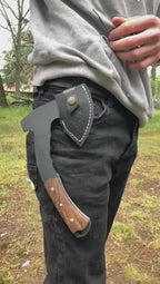 Kamp Baltasi Karbon Çelik Ceviz Sap 32 CM