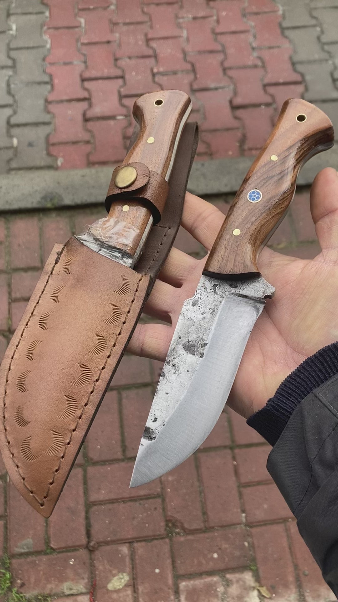 El Dövmesi Ceviz Saplı Doğa Bıçağı 23 CM