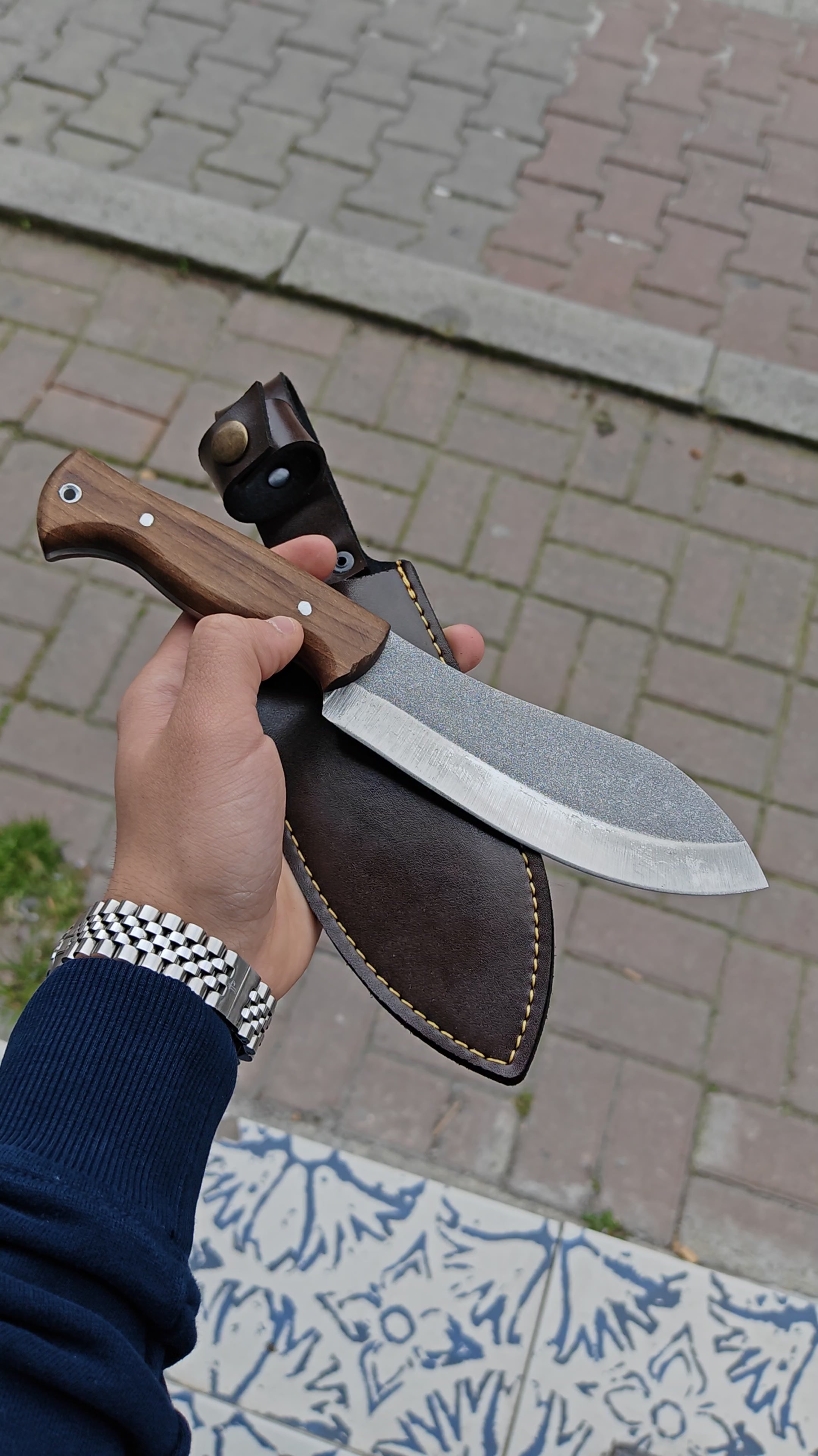 Satır Model Kamp Bıçağı – 25.5 cm Ceviz Sap Outdoor Av Bıçağı
