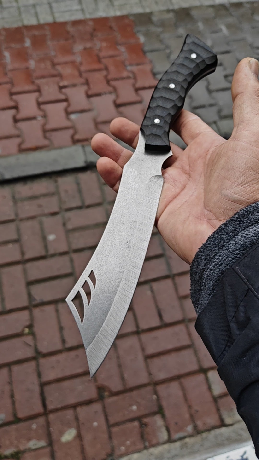 Kompakt Sap 30 CM Yatay ve Dikey Konumlu Hakiki Deri Kılıflı Outdoor Av ve Kamp Bıçağı