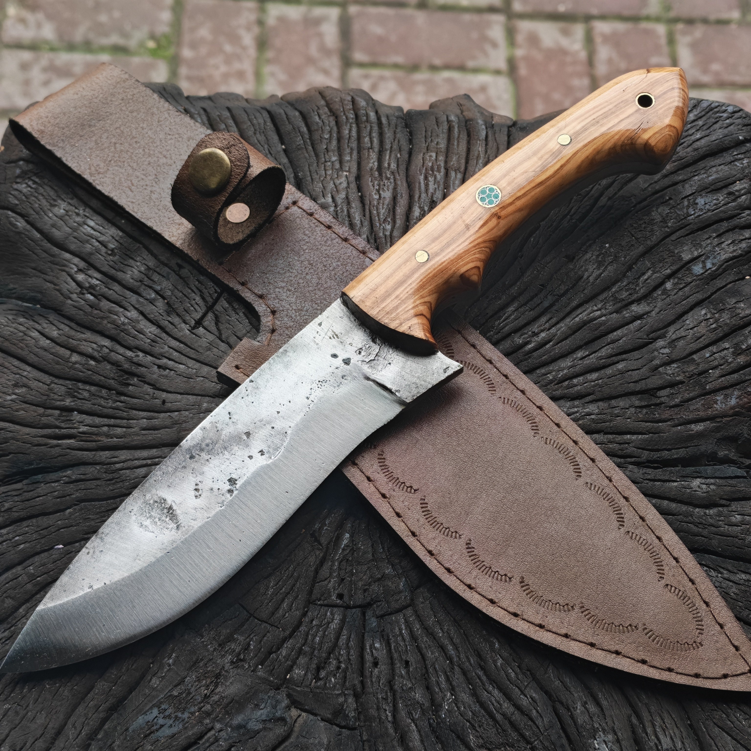 Dövme Celik Zeytin Sap Model 30 CM Outdoor Bicak